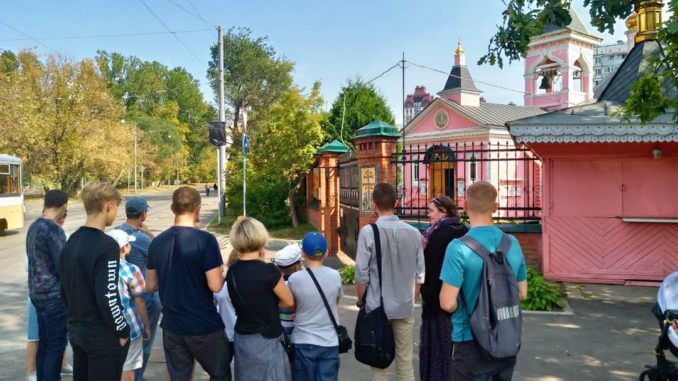 шустров Членом дружной команды