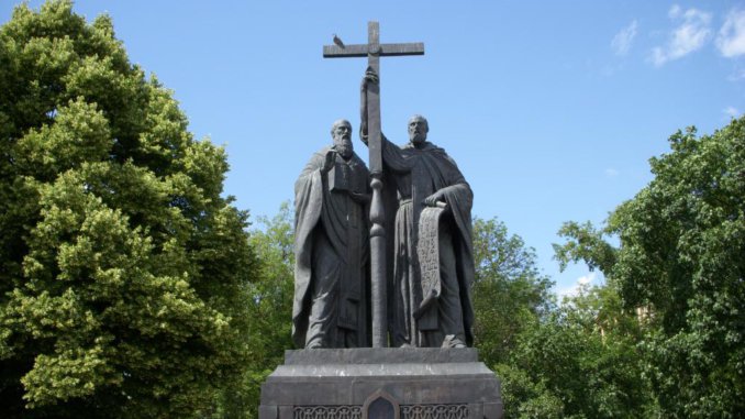 памятник час истории