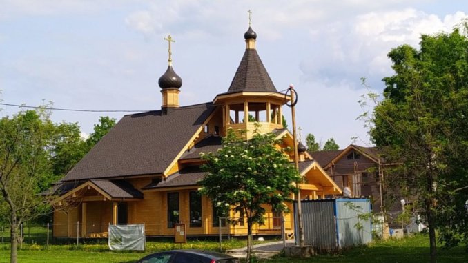 храм в южном измайлове иконостас