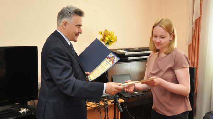 соцработник8_ сотрудников