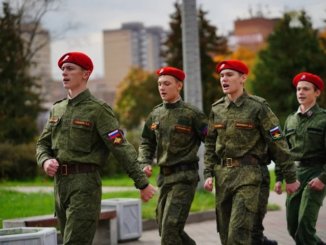 в военно-спортивной игре зарница
