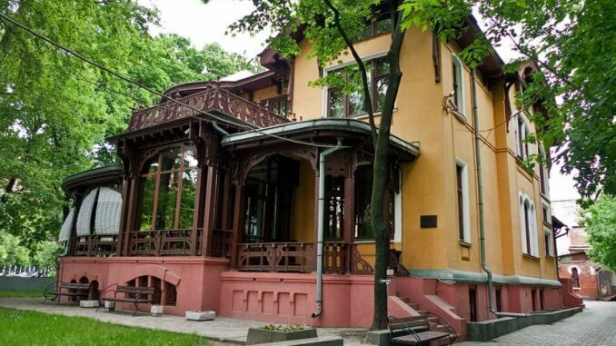 osobnyak-nosova-678x381