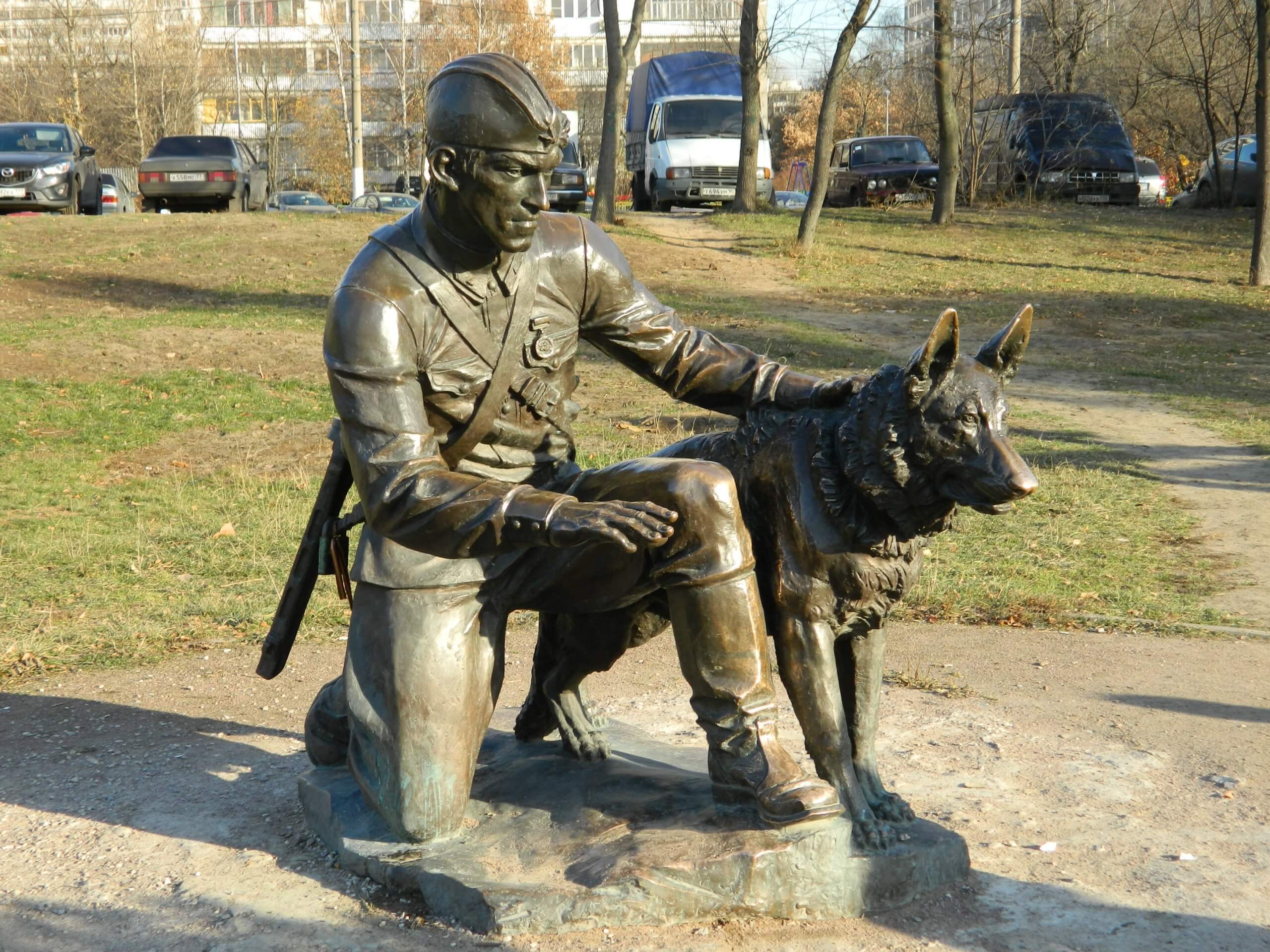 военные памятники в москве