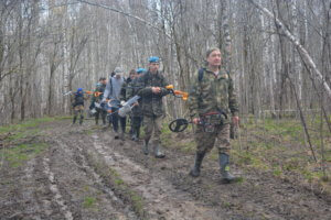 в поисковую экспедицию