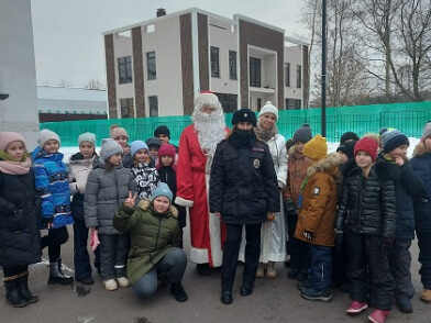 полицейский дед мороз