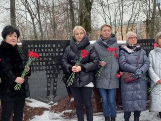 Депутаты Восточного почтили память жителей и защитников блокадного Ленинграда