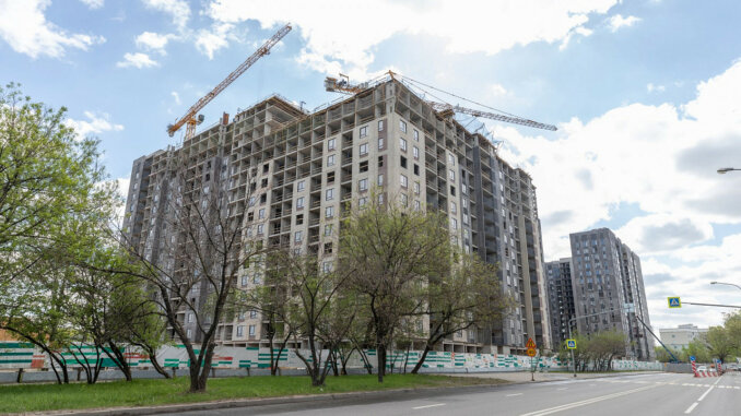 новостройка новостройку