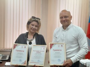 грамоты и благодарственные письма
