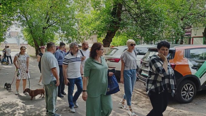 на улице ивантеевской