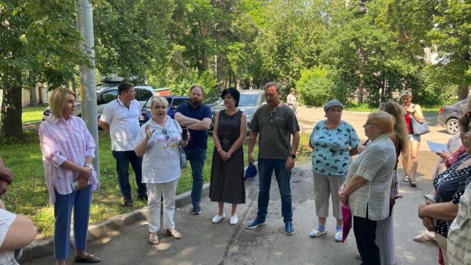 отсутствие сетевого магазина