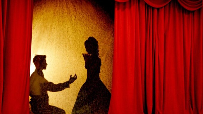 man-woman-silhouette женитьба бальзаминова