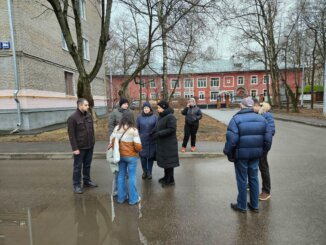 жители домов на 3-м и 5-м проездах подбельского