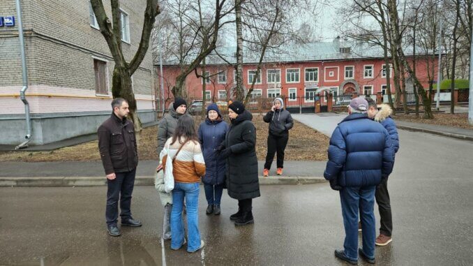 жители домов на 3-м и 5-м проездах подбельского