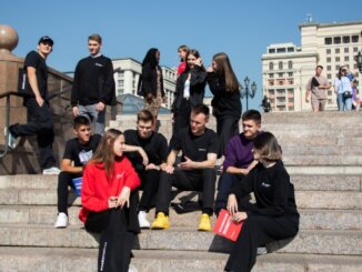 12 апреля