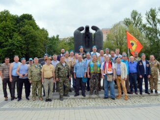 гвардейцы-десантники